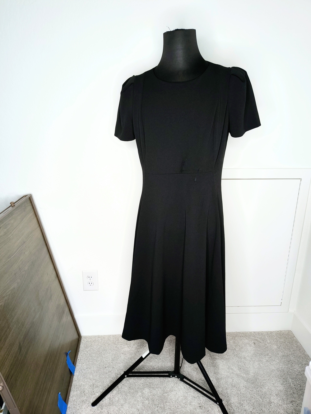 Classic Black Short-Sleeve A-Line Dress Size 16